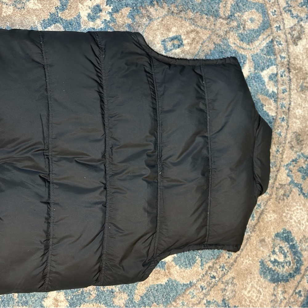 Tommy Hilfiger puffer vest - Picture 3 of 10